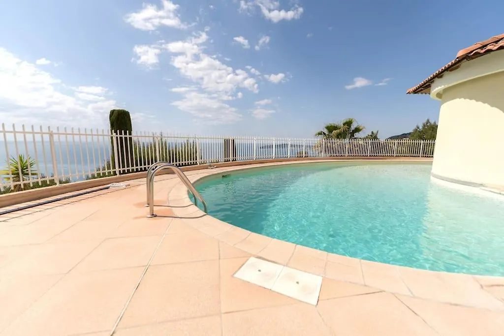 Magnifique Appartement Vue Mer, Piscine, Garage Cap-d'Ail 0*,
